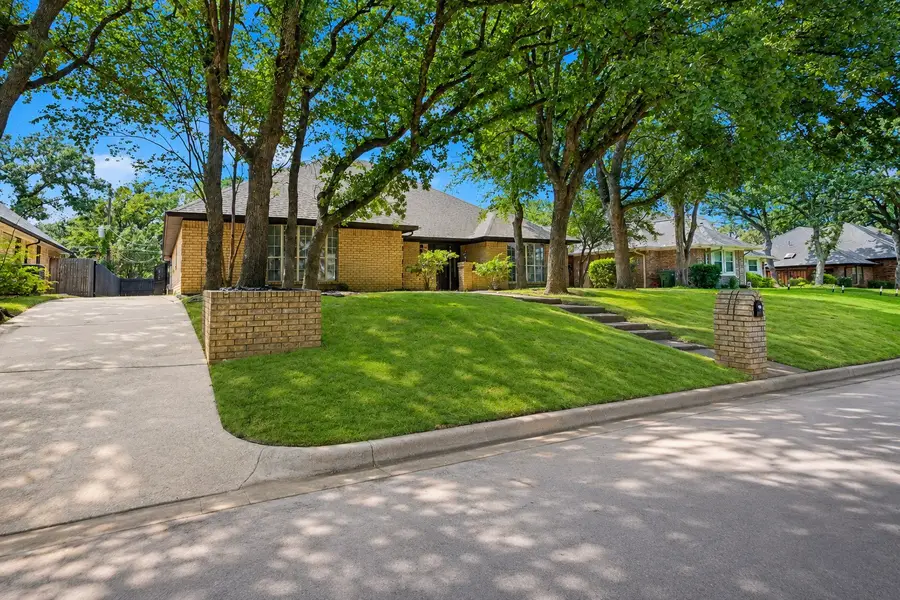 4504 Lake Park Drive, Arlington, TX 76016 - #3