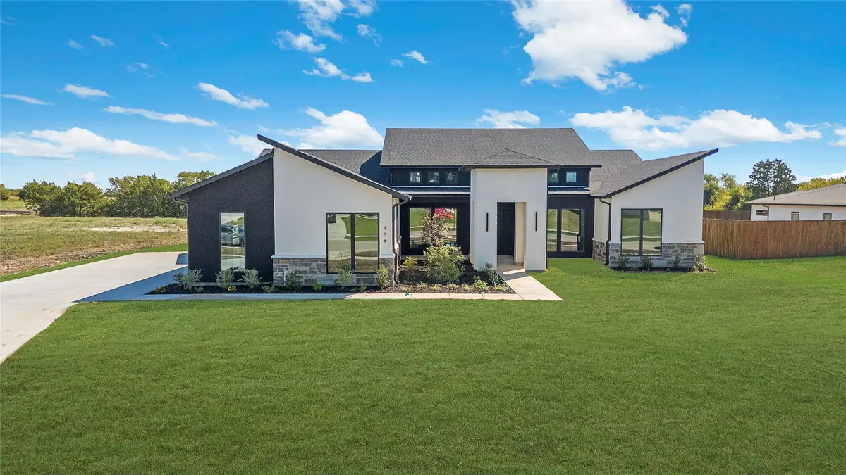 430 Whispering Way, Red Oak, TX 75154 - #1