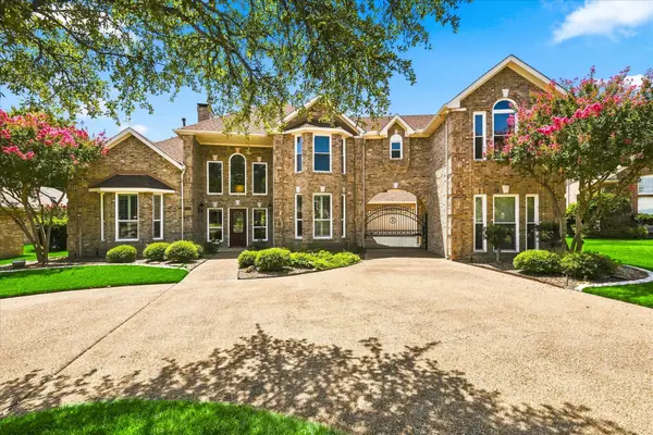 6301 Mesa Ridge Drive, Fort Worth, TX 76137