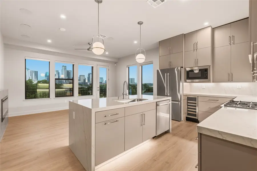 1900 S Ervay Street #416, Dallas, TX 75215 - #2