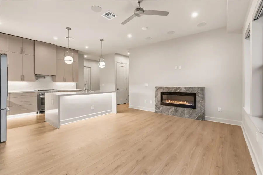 1900 S Ervay Street #416, Dallas, TX 75215 - #3