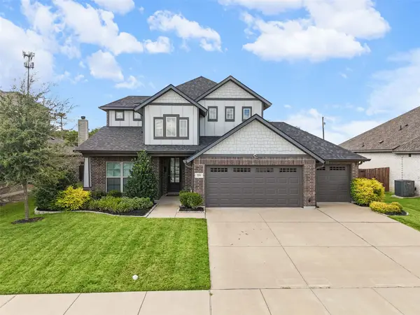 251 Lariat Trail, Waxahachie, TX 75165