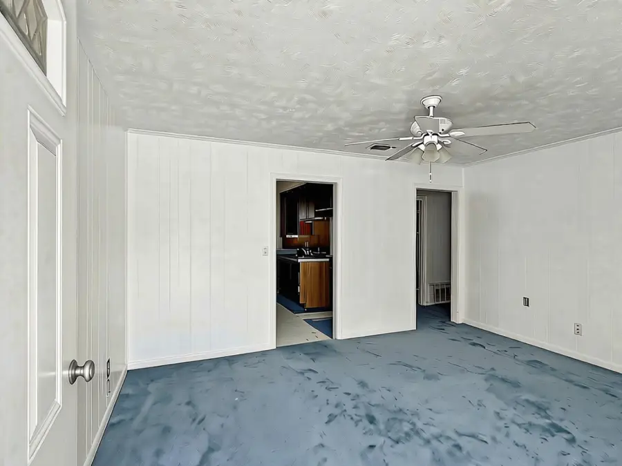 4105 Fairlane Avenue, Fort Worth, TX 76119 - #3