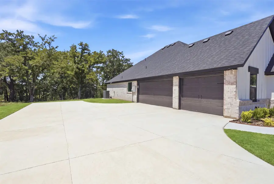2017 Forest Bridge Drive, Azle, TX 76020 - #3