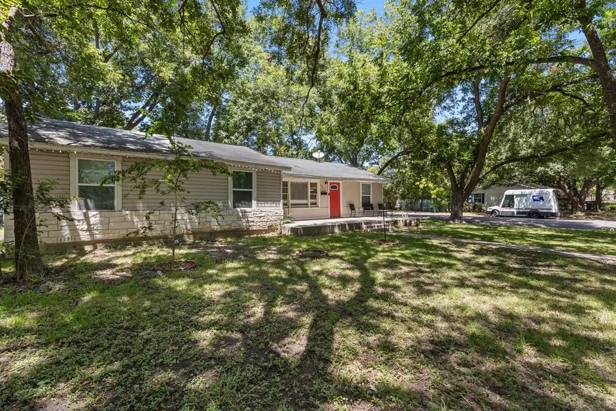 3901 Sleeper Avenue, Waco, TX 76707 - #2