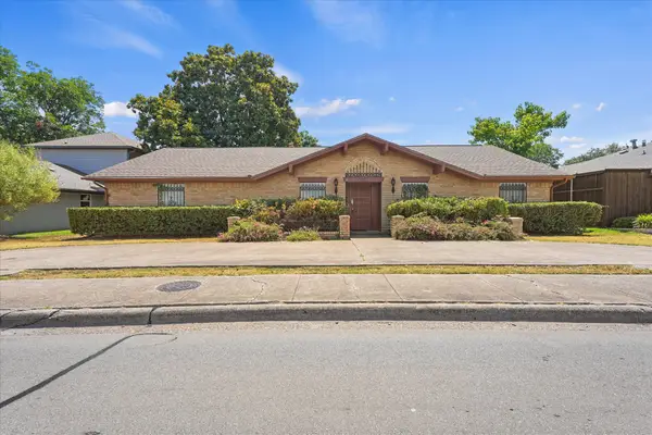 6238 E Lovers Lane, Dallas, TX 75214