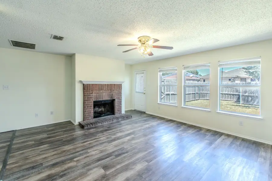 2415 Mallory Lane, Lancaster, TX 75134 - #3