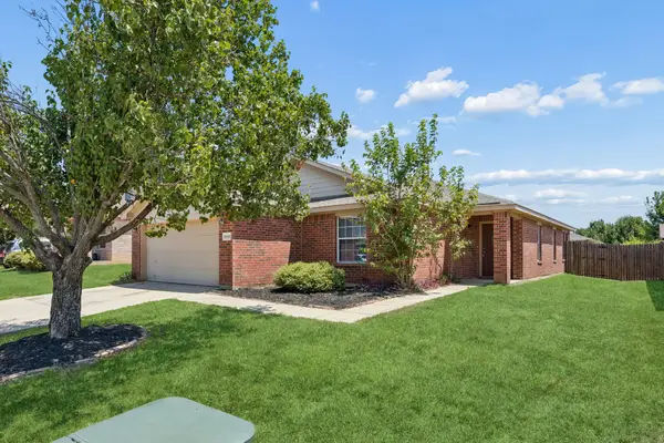 2609 Diver Court, Fort Worth, TX 76119