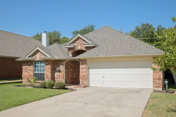 110 Blue Bonnet Circle, Justin, TX 76247