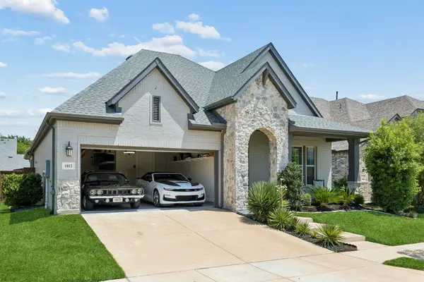 1812 Leo Drive, Van Alstyne, TX 75495
