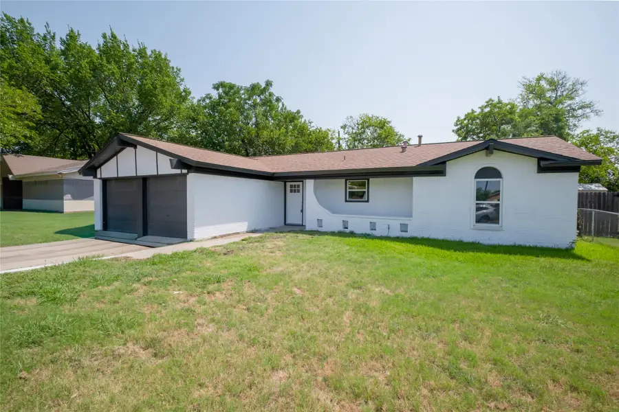 224 Southway Drive, Everman, TX 76140 - #2