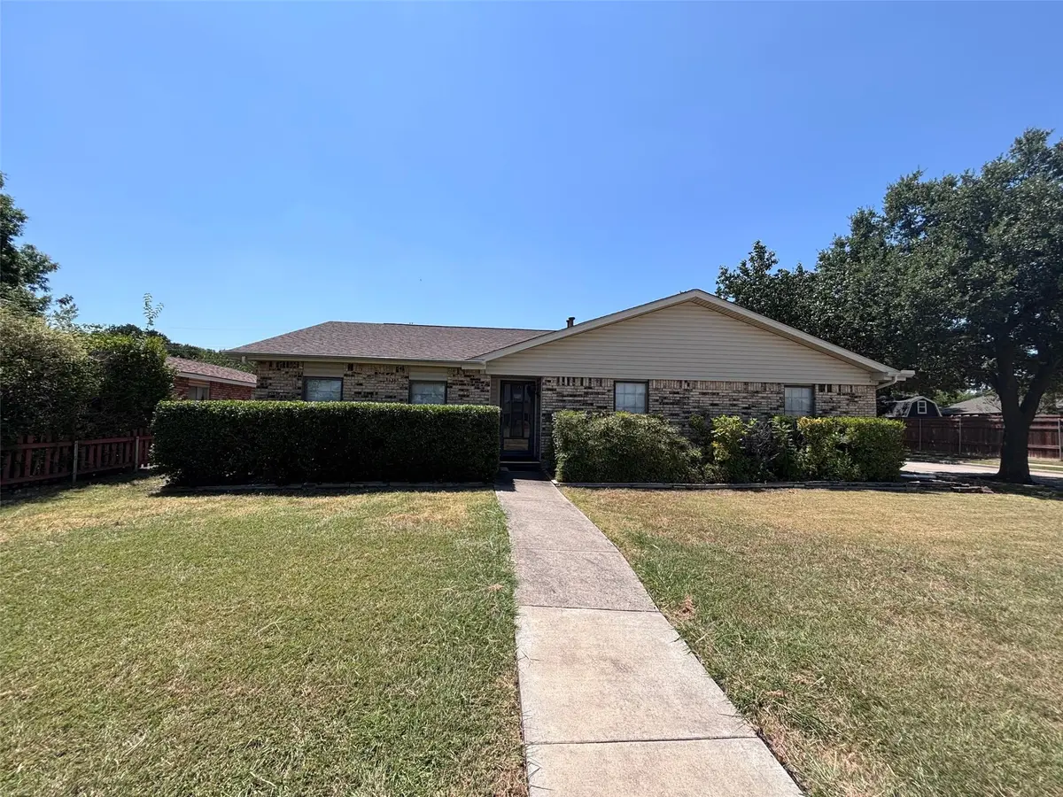 960 W Spring Creek Parkway, Plano, TX 75023 - #1
