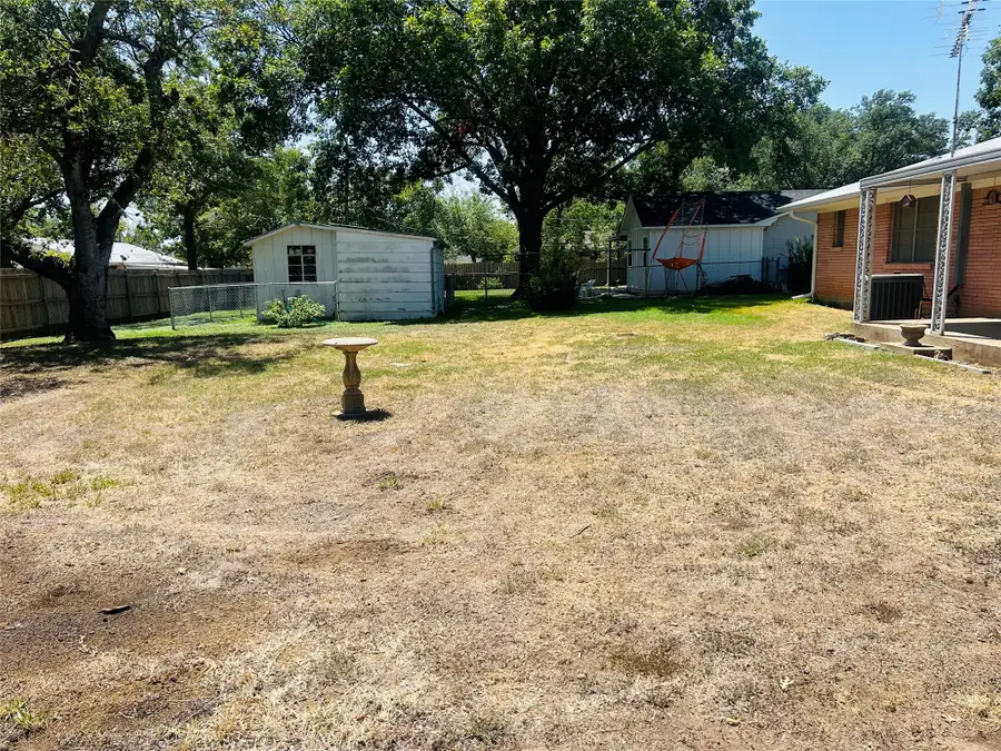 708 N Trinity Street, Whitney, TX 76692 - #2