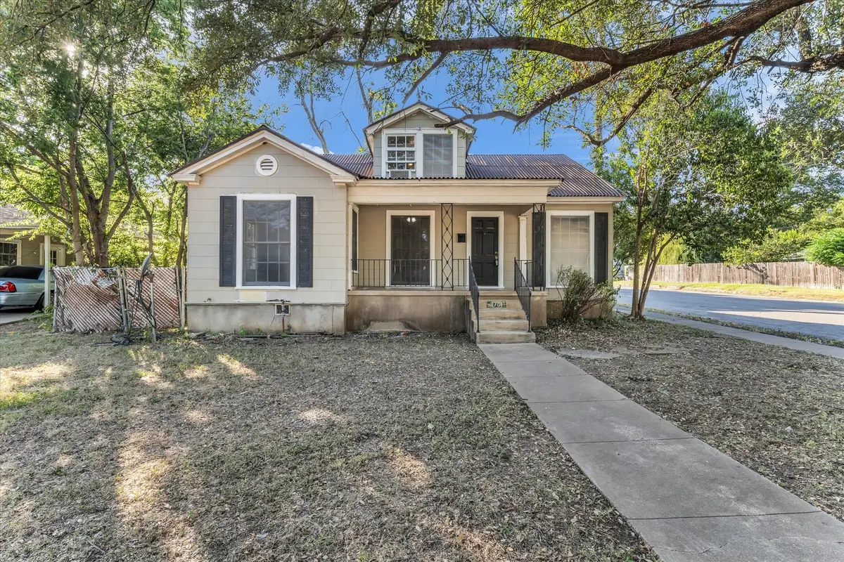 2701 Fort Avenue, Waco, TX 76707 - #1