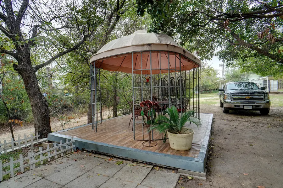 1000 Southeast Parkway, Azle, TX 76020 - #3