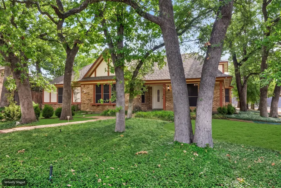 615 Country Green Lane, Arlington, TX 76011 - #2