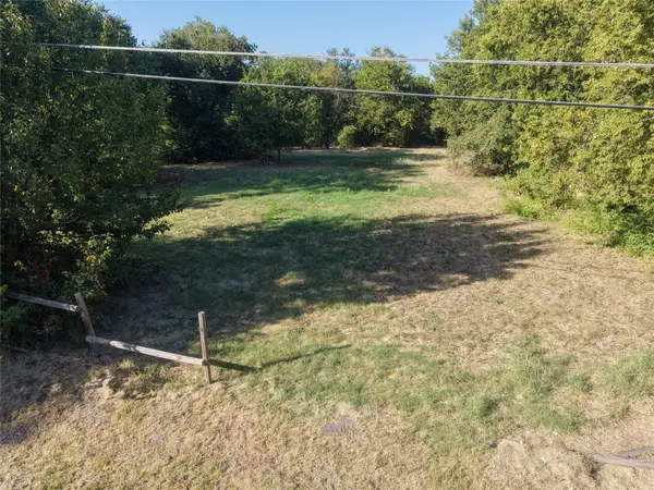 1712 S Sam Houston Road, Mesquite, TX 75149