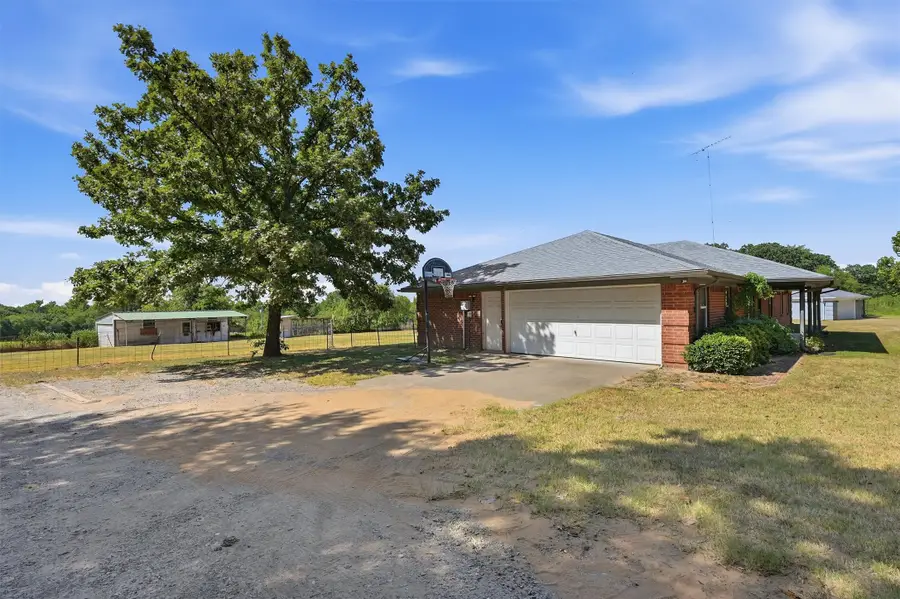 521 Mccraw Lane, Denison, TX 75021 - #2