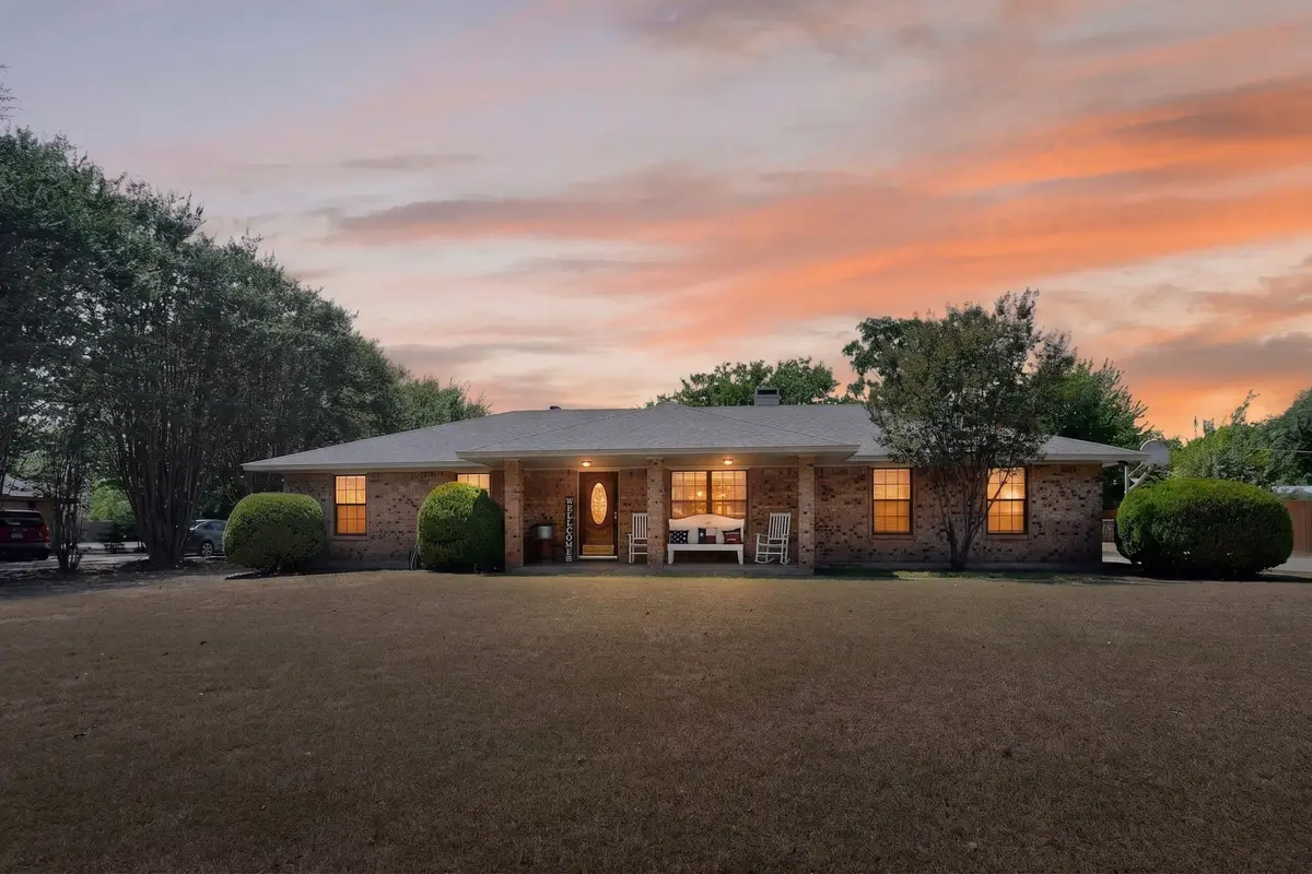 105 Prairie Creek Road, Red Oak, TX 75154 - #1