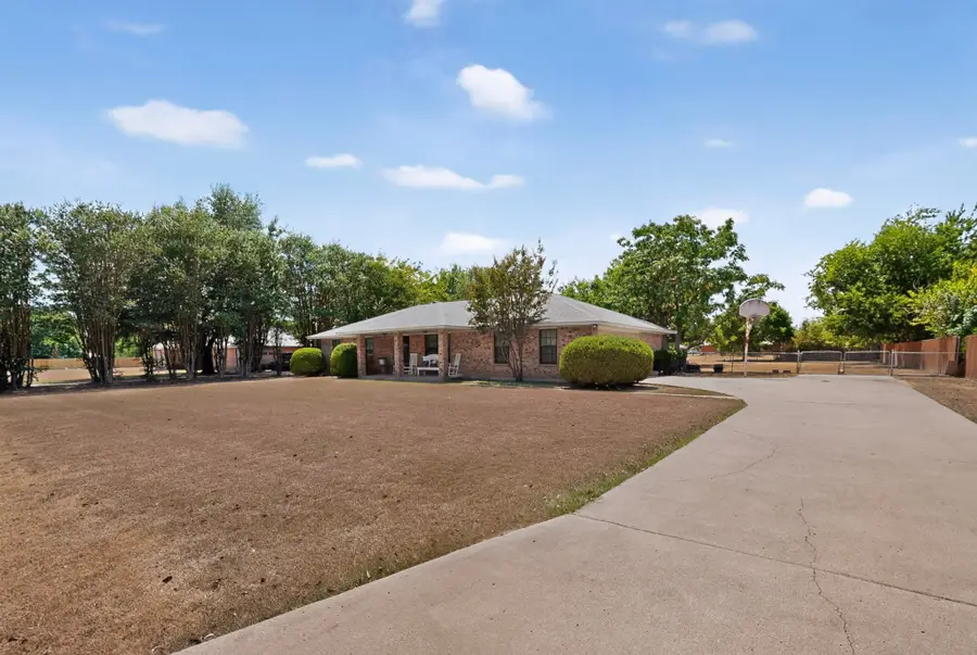 105 Prairie Creek Road, Red Oak, TX 75154 - #2