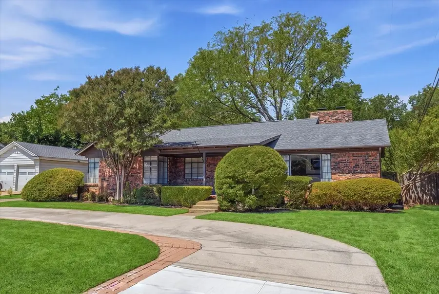 3808 Trail Lake Drive, Fort Worth, TX 76109 - #3