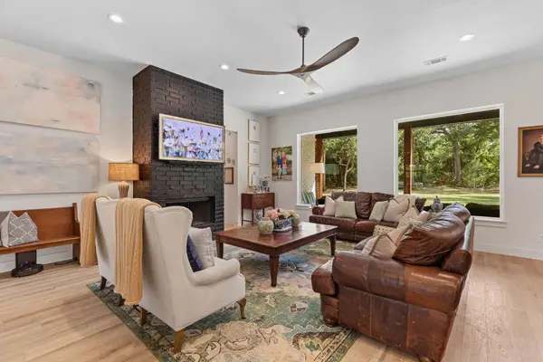 509 Durbin Court, Runaway Bay, TX 76426