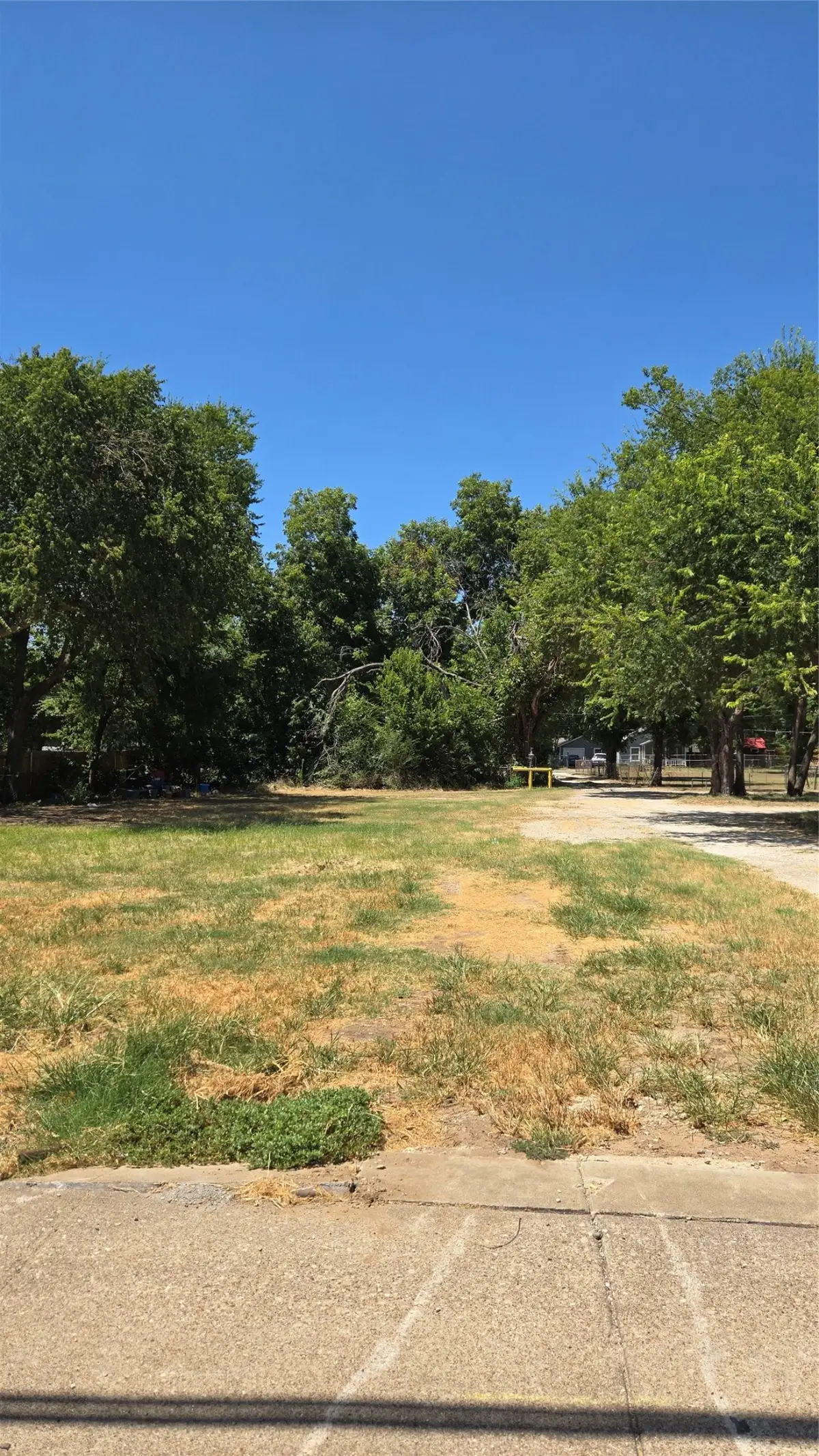 1125 E Henderson Street, Cleburne, TX 76031 - #1