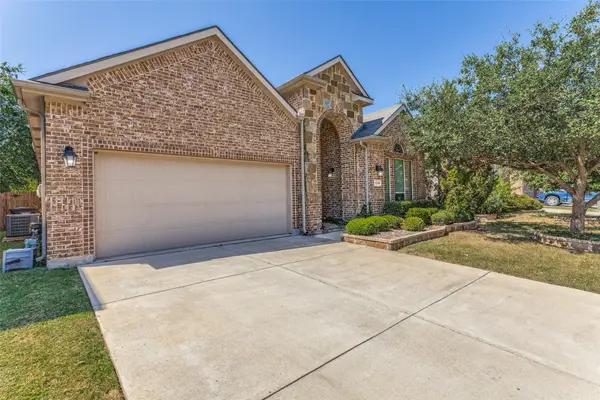3556 Glass Mountain Trail, Fort Worth, TX 76244