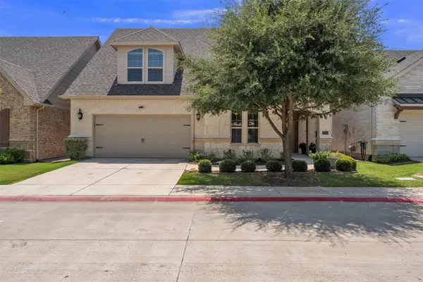 2704 Esplanade Boulevard #2704, Mansfield, TX 76063