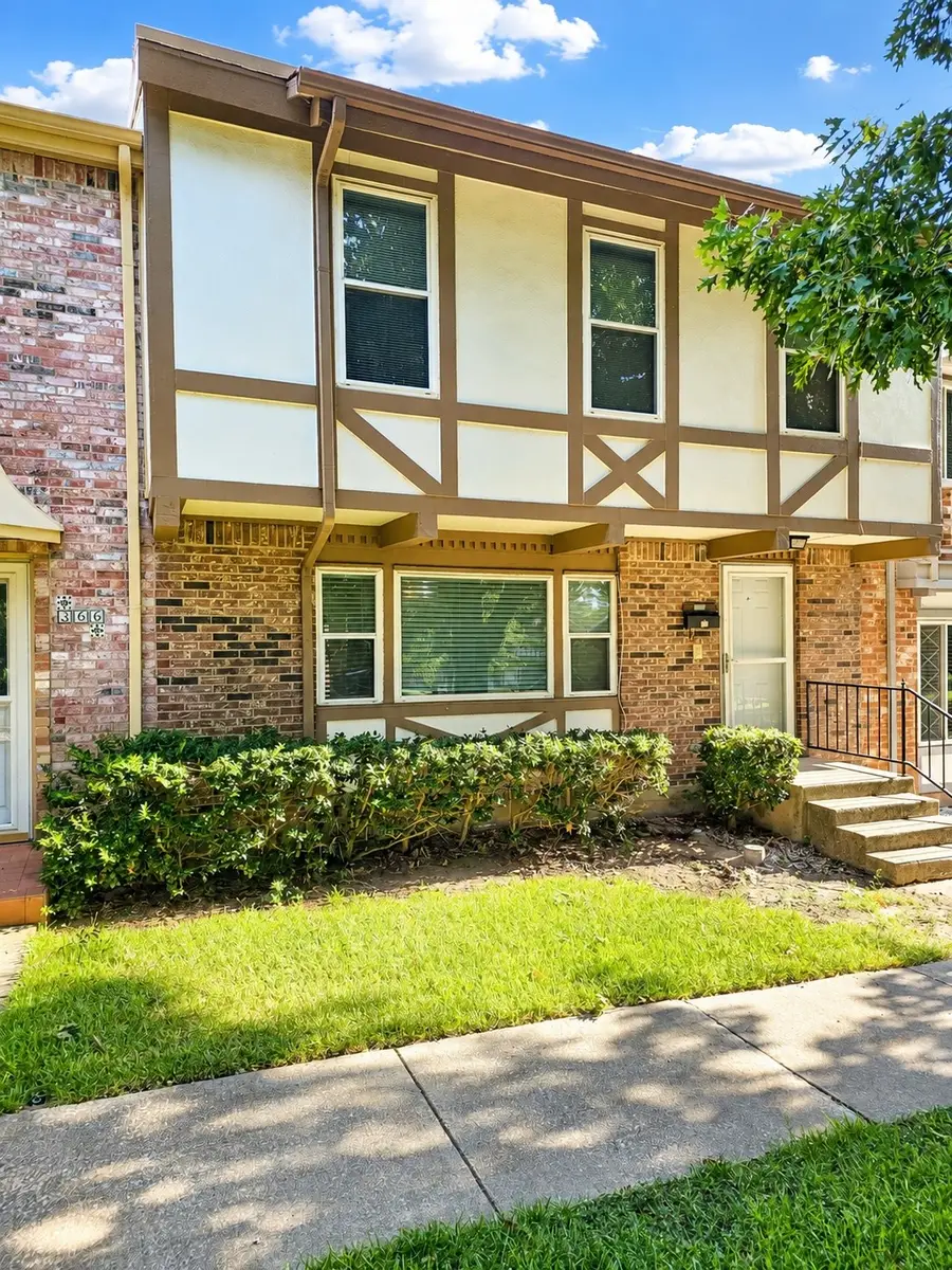 368 Westview Terrace, Arlington, TX 76013 - #2