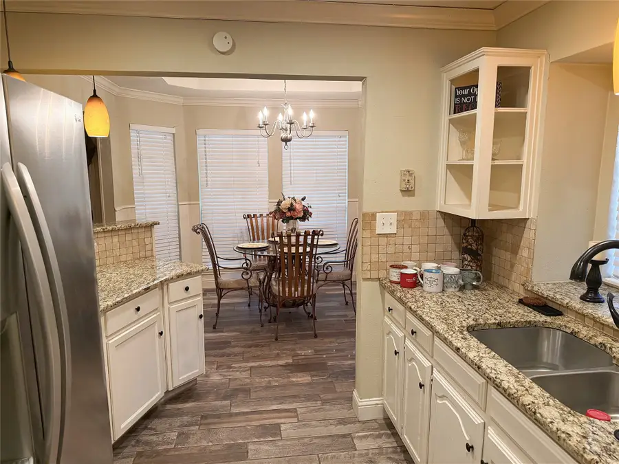 913 Francis Street, Lancaster, TX 75146 - #3