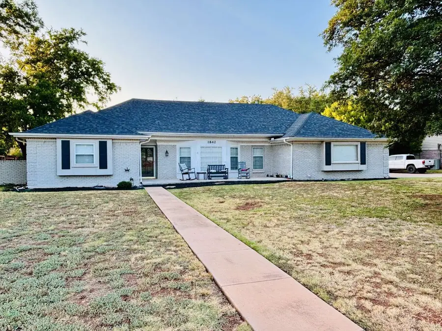 1842 Elmwood Drive, Abilene, TX 79605 - #2