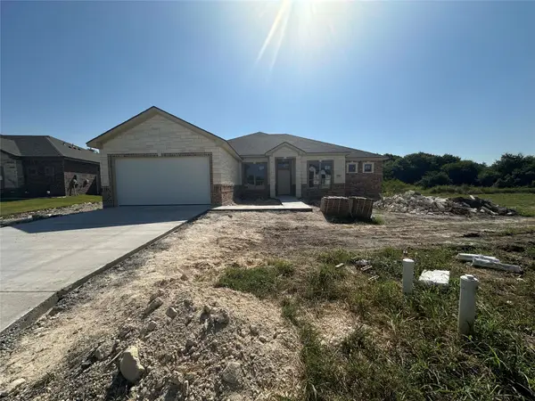 131 Lasso Loop, Lorena, TX 76655