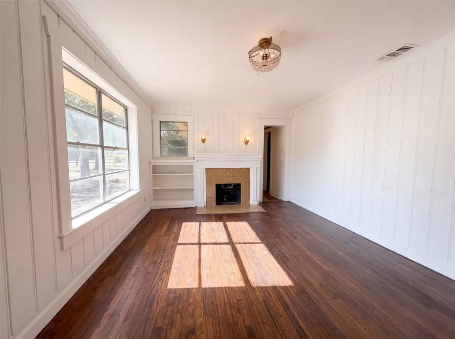 1856 Carl Street, Fort Worth, TX 76103 - #3