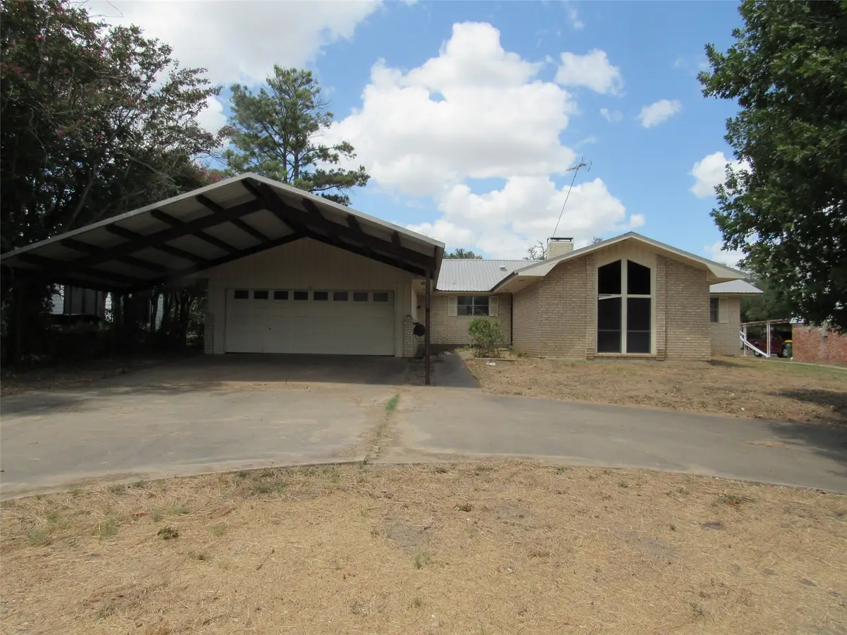 423 W Anders Street, Marlin, TX 76661 - #1