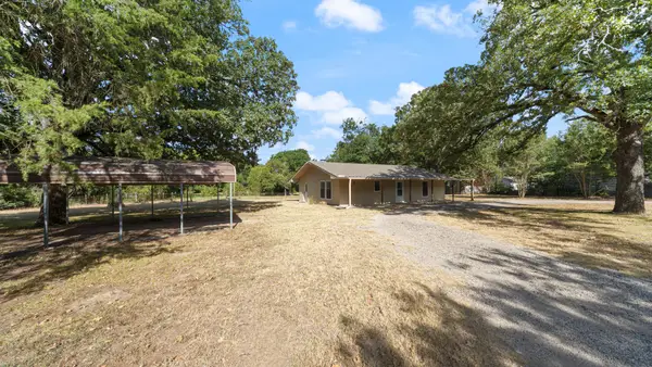 1320 Johnson Lane, Kemp, TX 75143