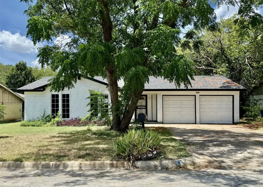 6804 Margaret Drive, Forest Hill, TX 76140 - #2
