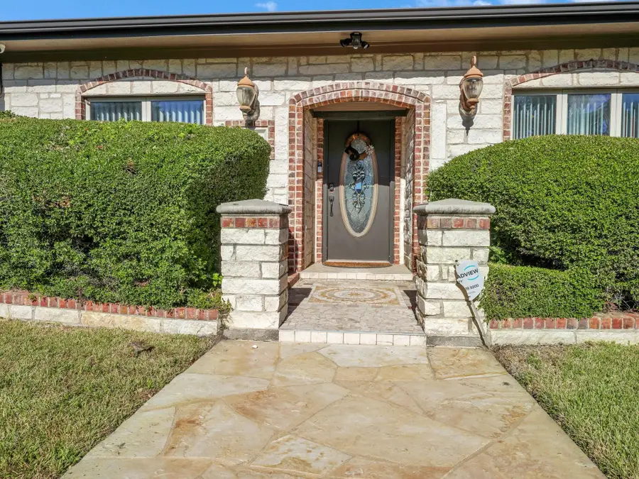 3015 Kensington Drive, Mesquite, TX 75150 - #3
