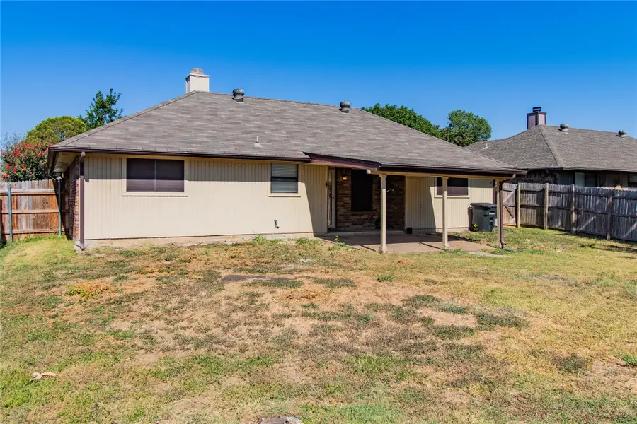 8220 Willis Lane, Watauga, TX 76148 - #2