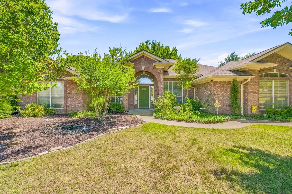 308 Tanglewood Trail, Stephenville, TX 76401 - #1