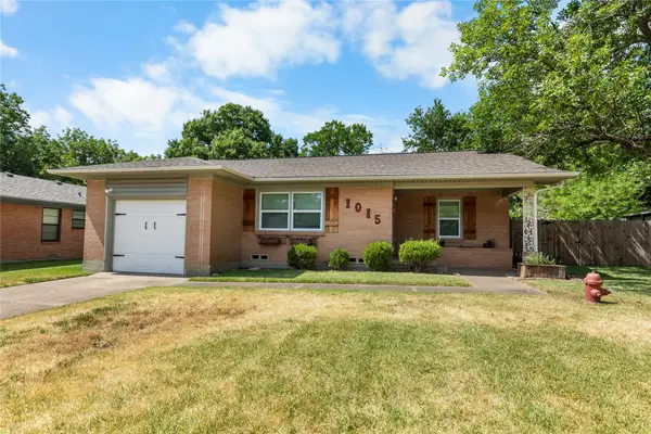1015 W Sycamore Street, Sherman, TX 75092