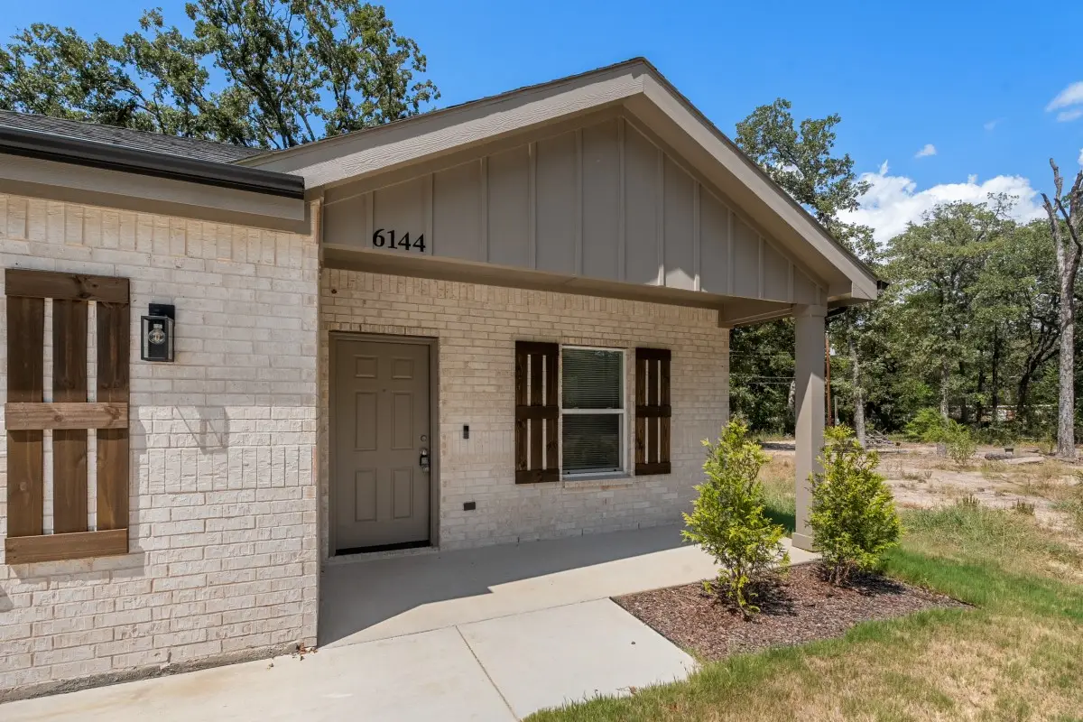 6144 Shawnee Drive, Mabank, TX 75156 - #1