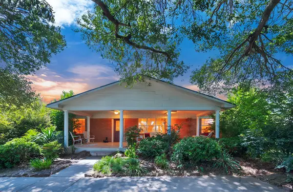 1814 Robbins Road, Athens, TX 75751