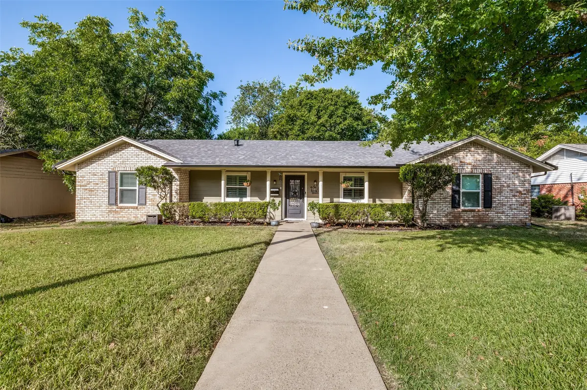 407 Floyd Street, Waxahachie, TX 75165 - #1