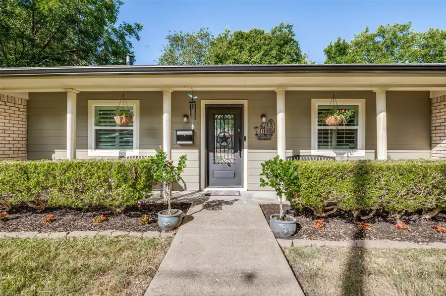 407 Floyd Street, Waxahachie, TX 75165 - #3