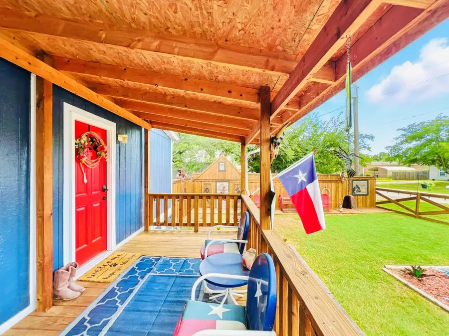 1652 Gale Drive, Pelican Bay, TX 76020 - #2