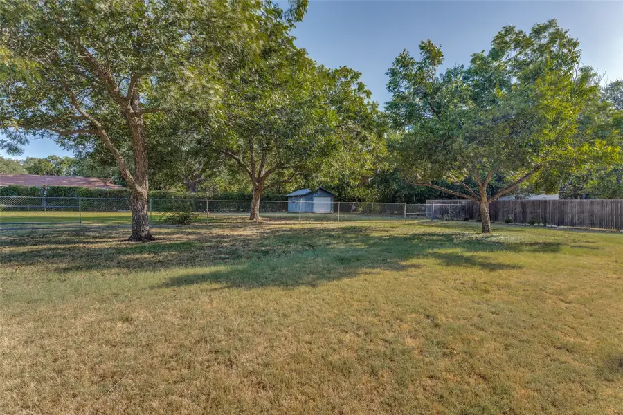 6558 Garland Avenue, Fort Worth, TX 76116 - #2