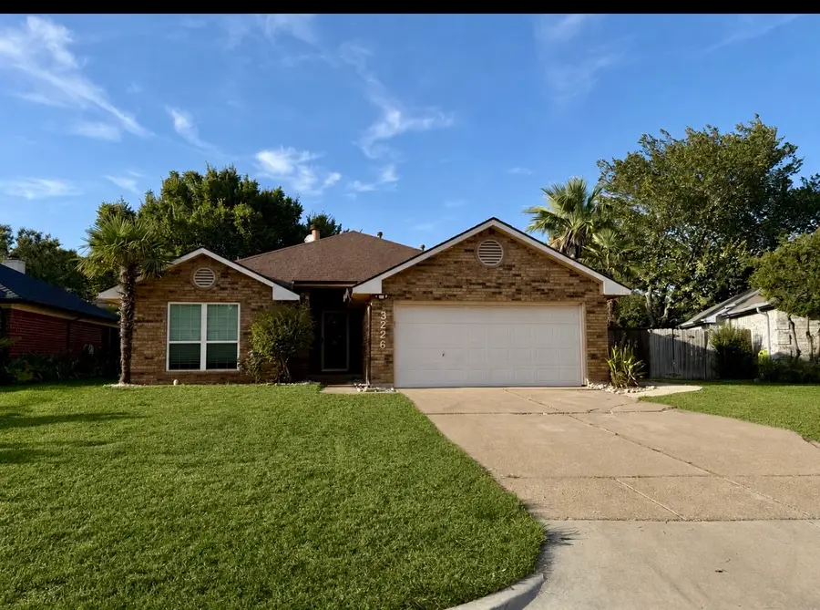 3226 Wuthering Circle, Grand Prairie, TX 75052 - #2