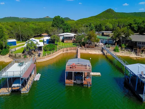 1637 Cedar Crest Loop, Possum Kingdom Lake, TX 76449