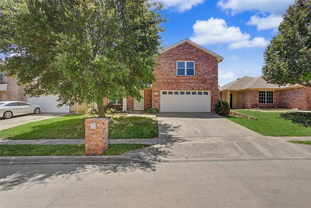 9941 Sparrow Hawk Lane, Fort Worth, TX 76108 - #1